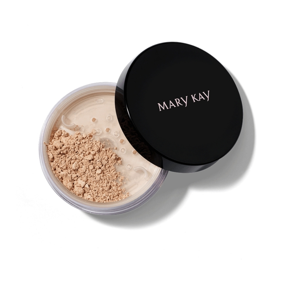 Mary Kay Silky Setting Powder in Medium Ivory.